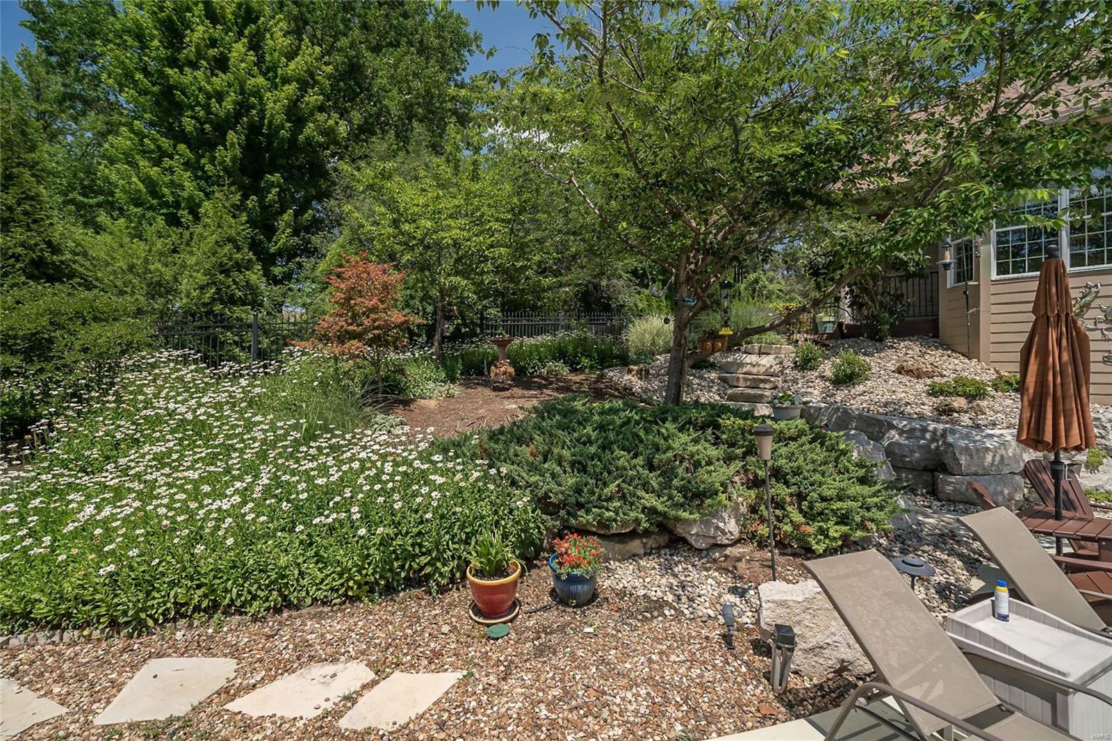 Ladue Meadows - Residential