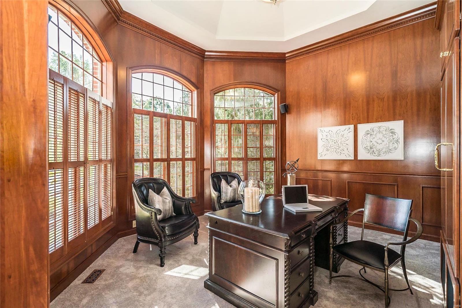 Ladue Meadows - Residential