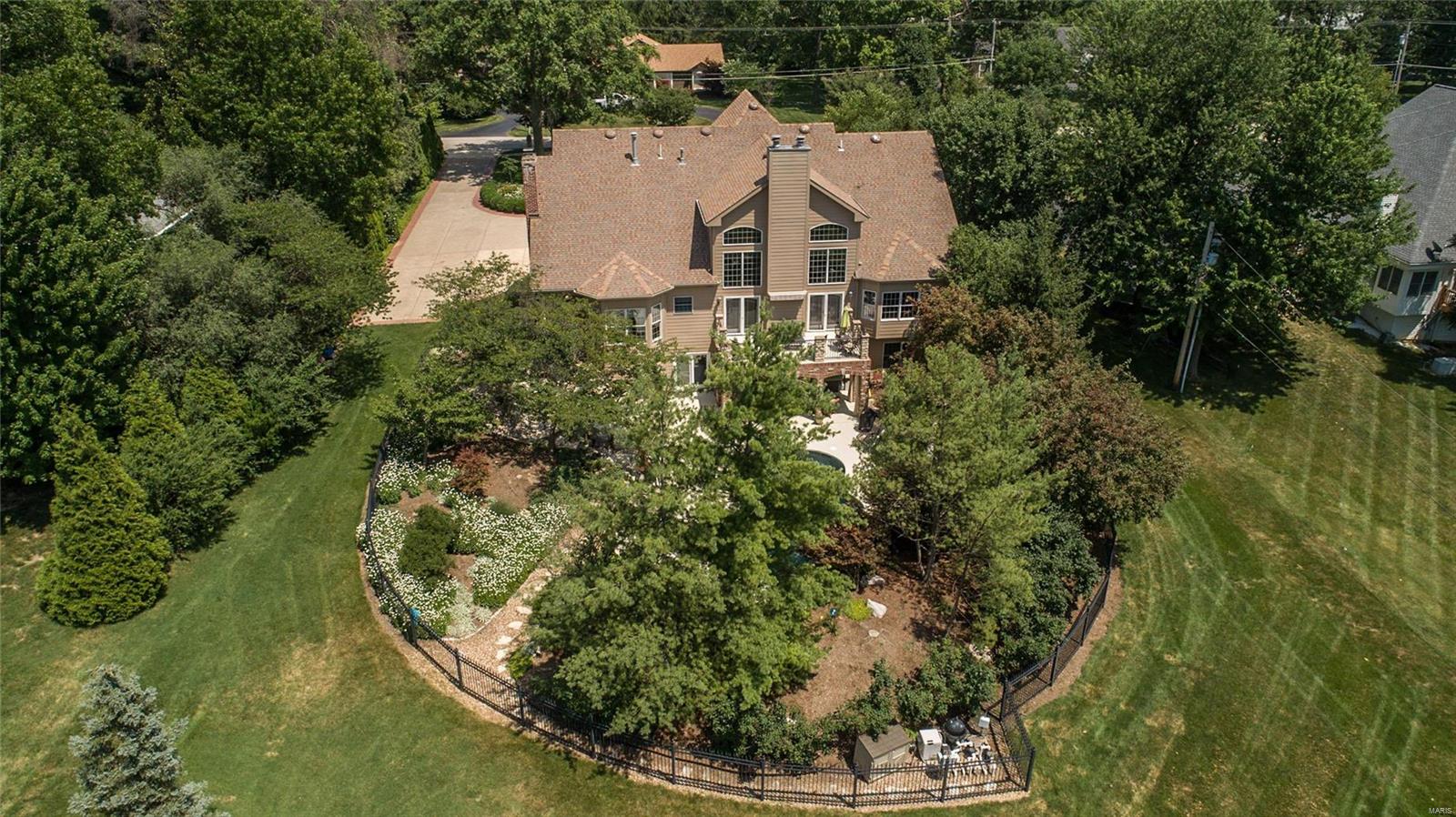 Ladue Meadows - Residential