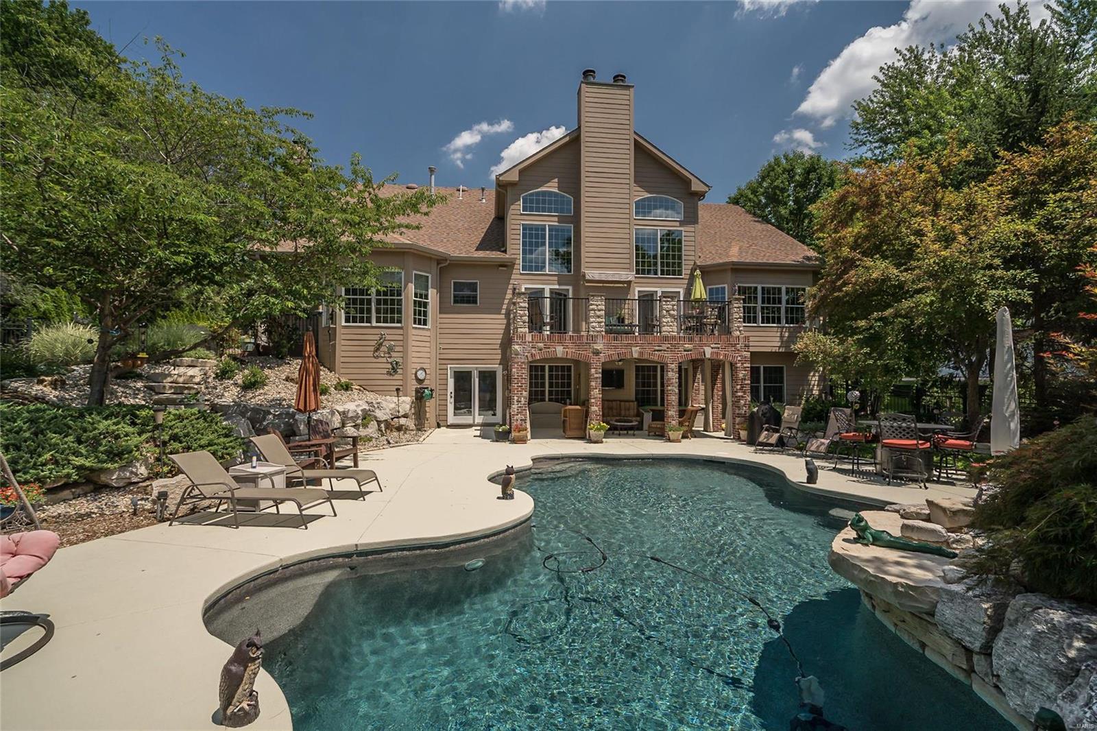 Ladue Meadows - Residential