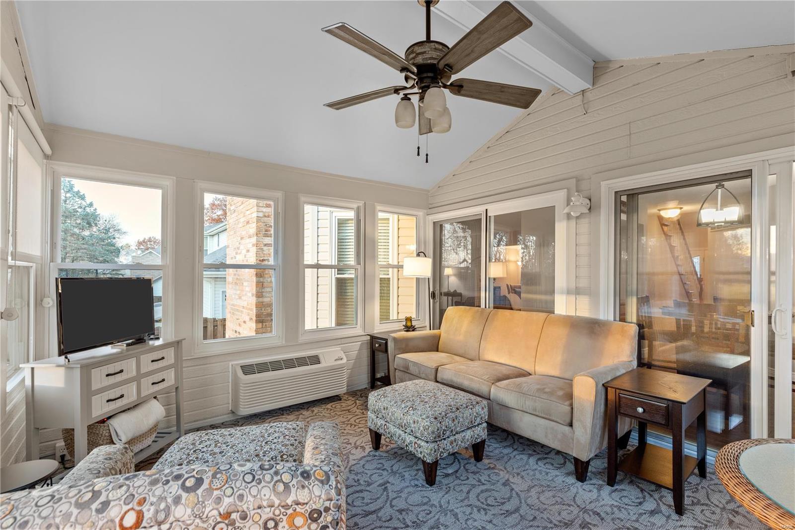 Fox Pt #1 - Residential