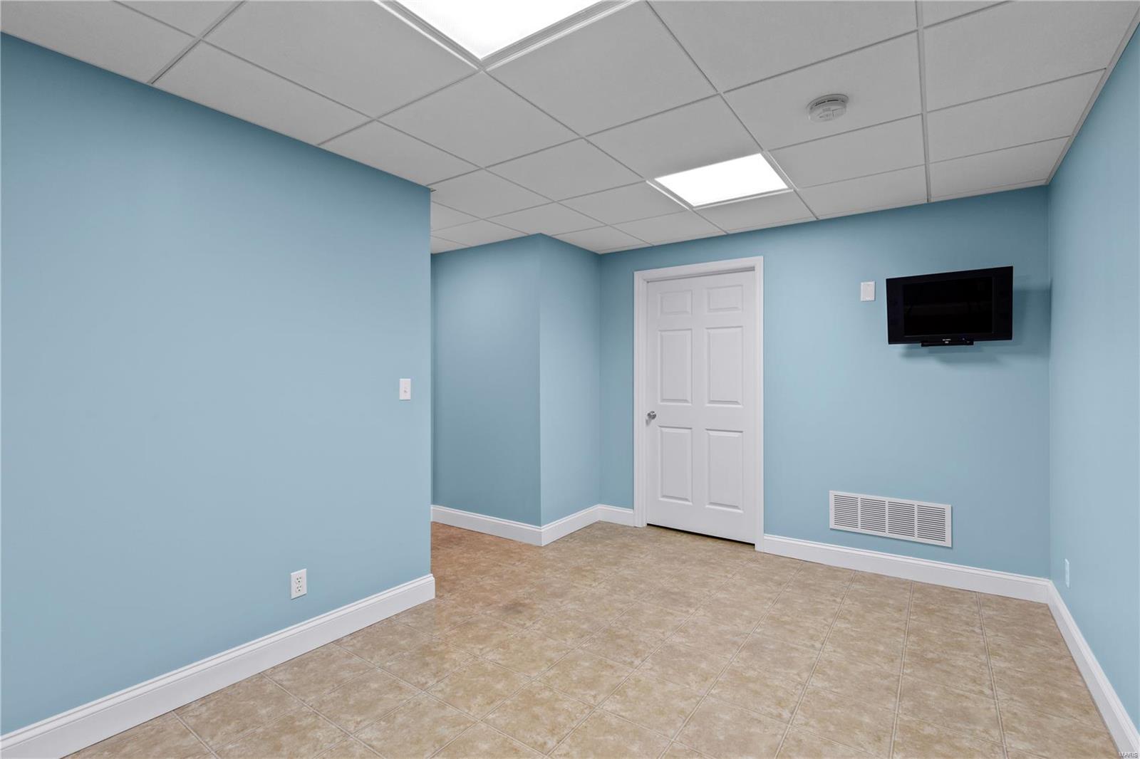 Fox Pt #1 - Residential