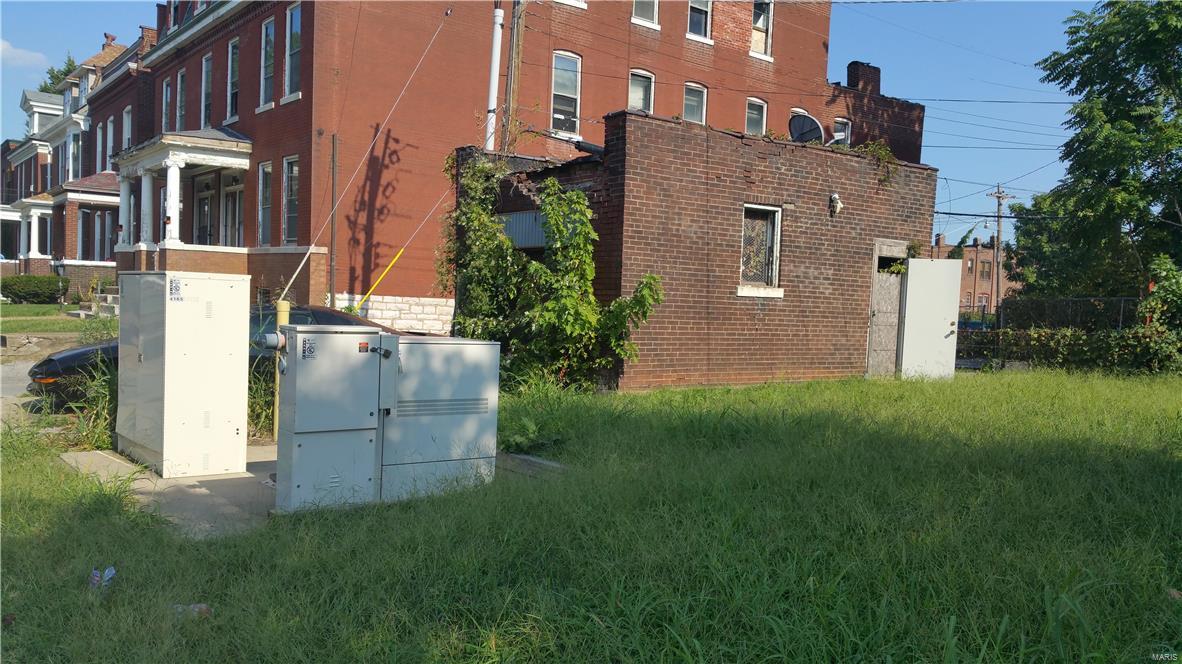 Green Berry Add 02 - Residential