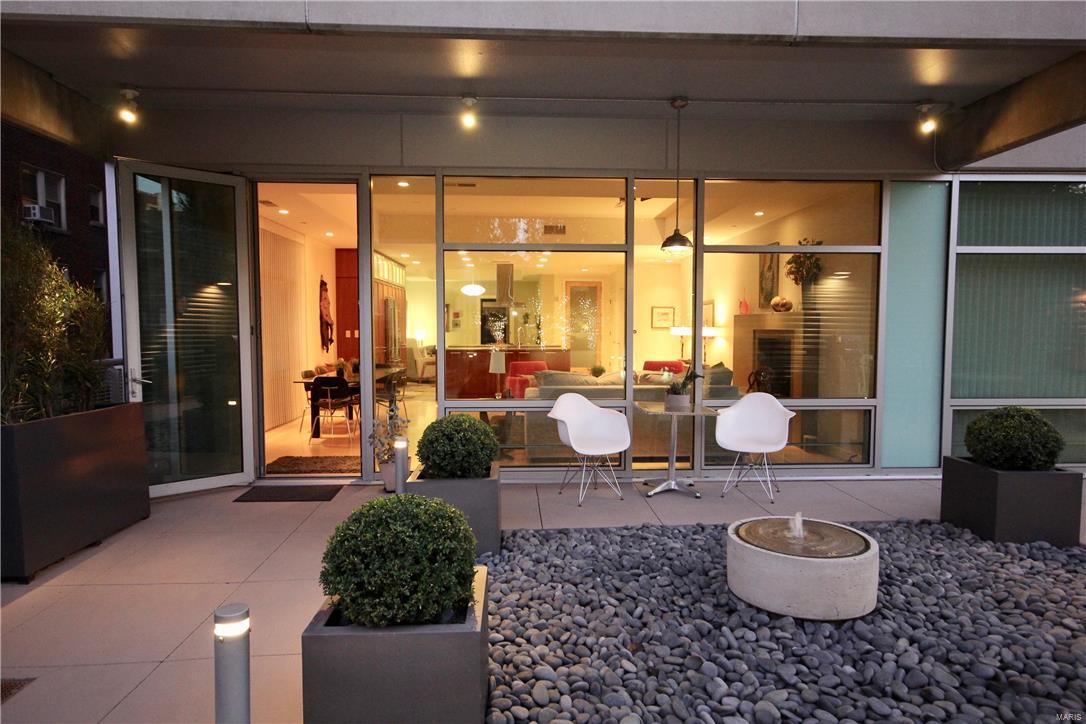 4545 Lindell Condo - Residential