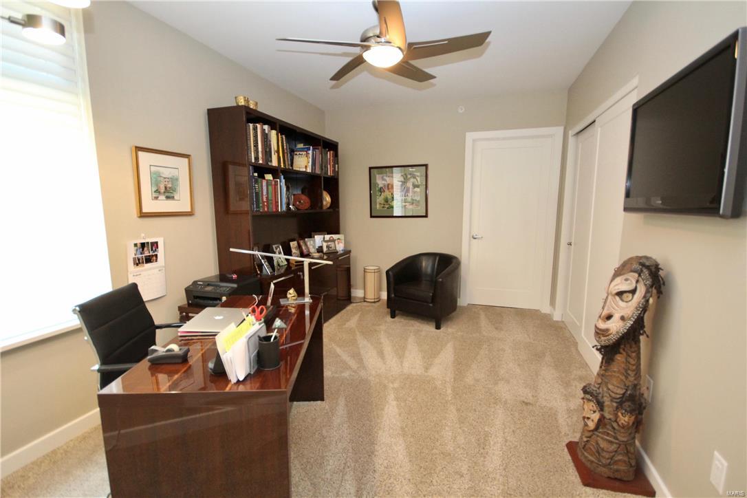 4545 Lindell Condo - Residential