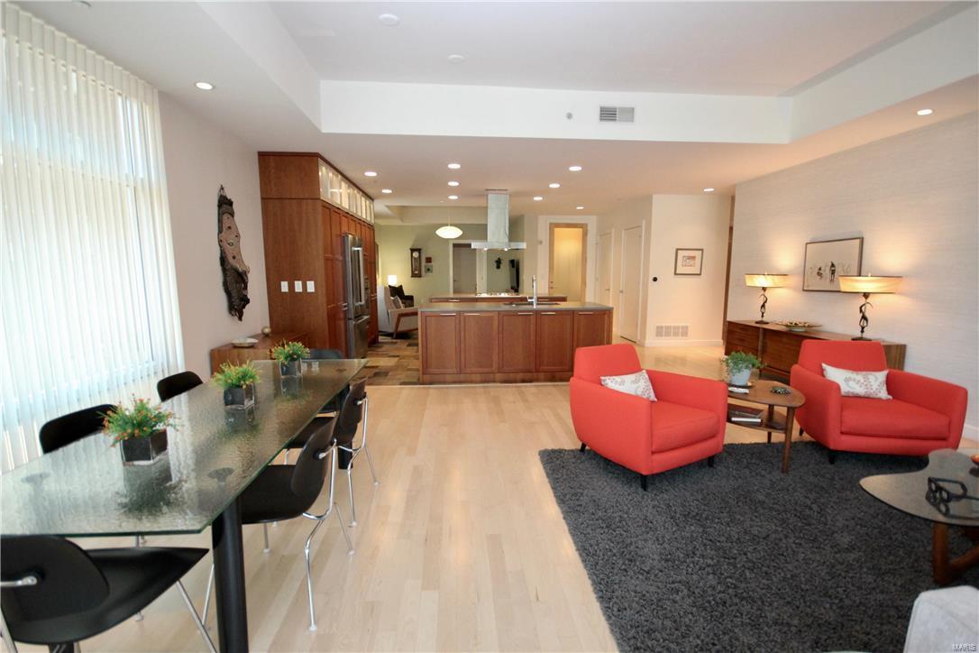 4545 Lindell Condo - Residential