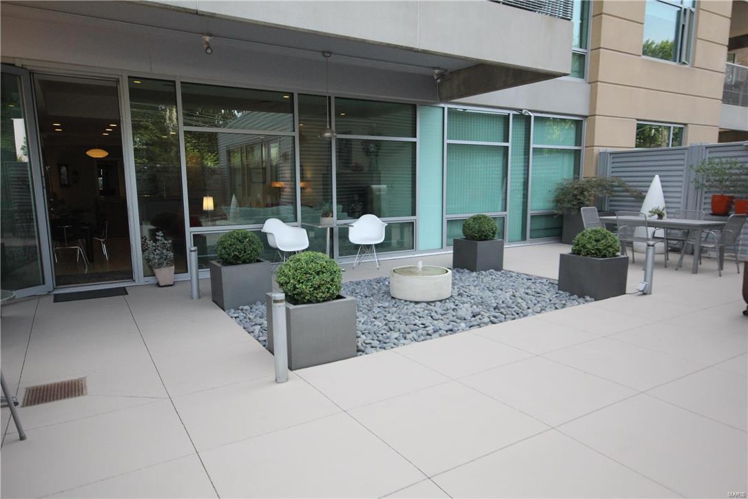 4545 Lindell Condo - Residential