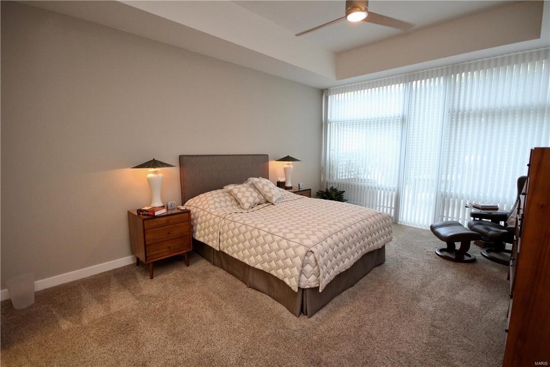 4545 Lindell Condo - Residential