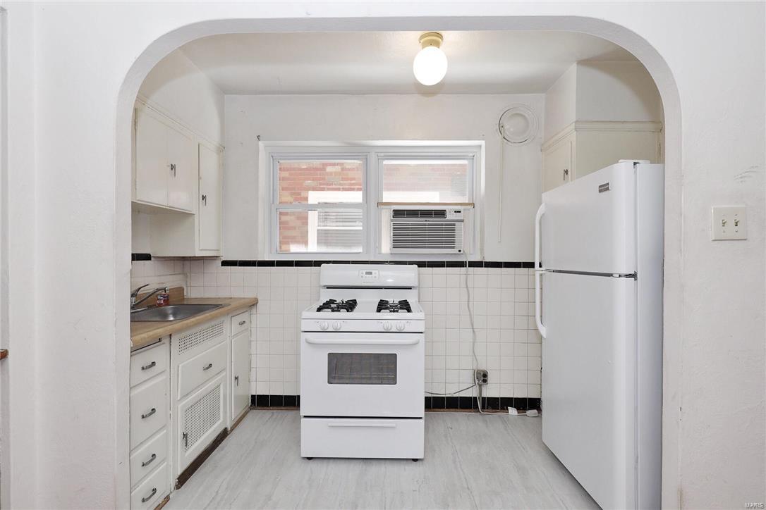 St. Louis Hills - Residential Income