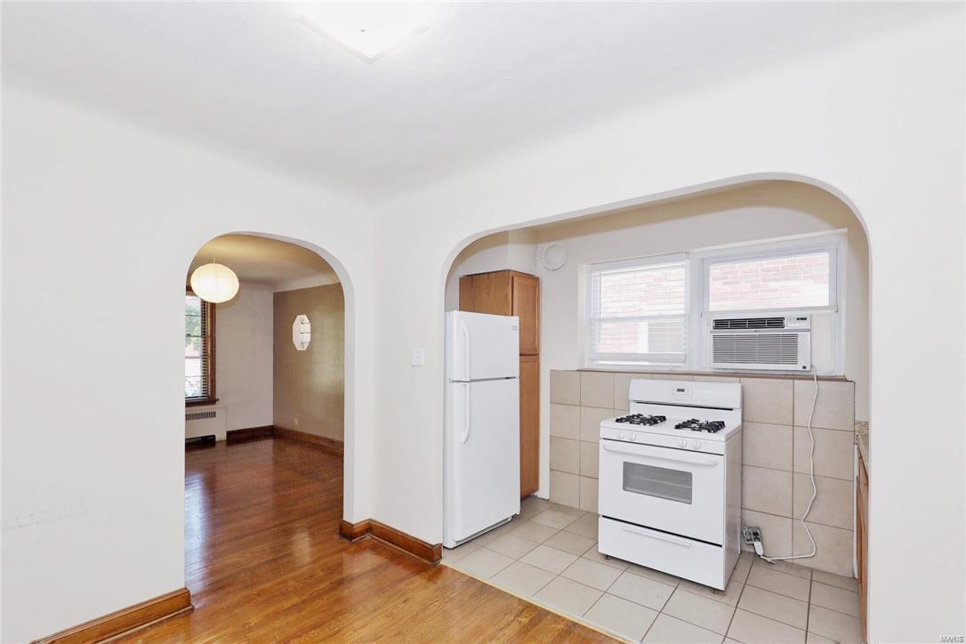 St. Louis Hills - Residential Income