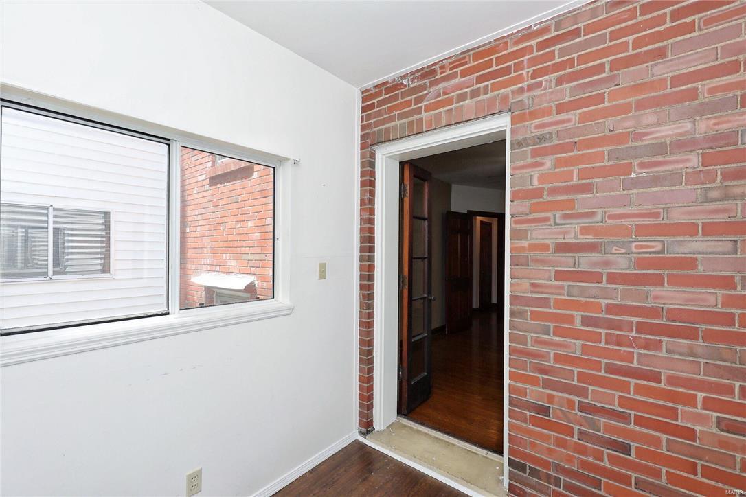 St. Louis Hills - Residential Income