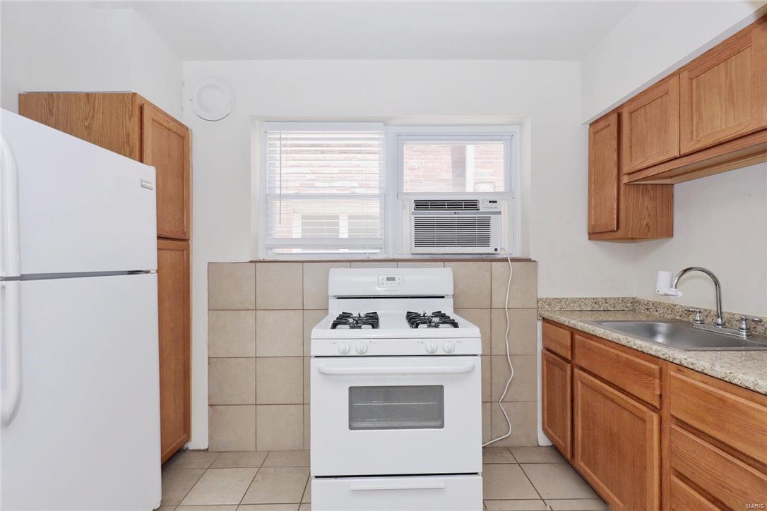 St. Louis Hills - Residential Income