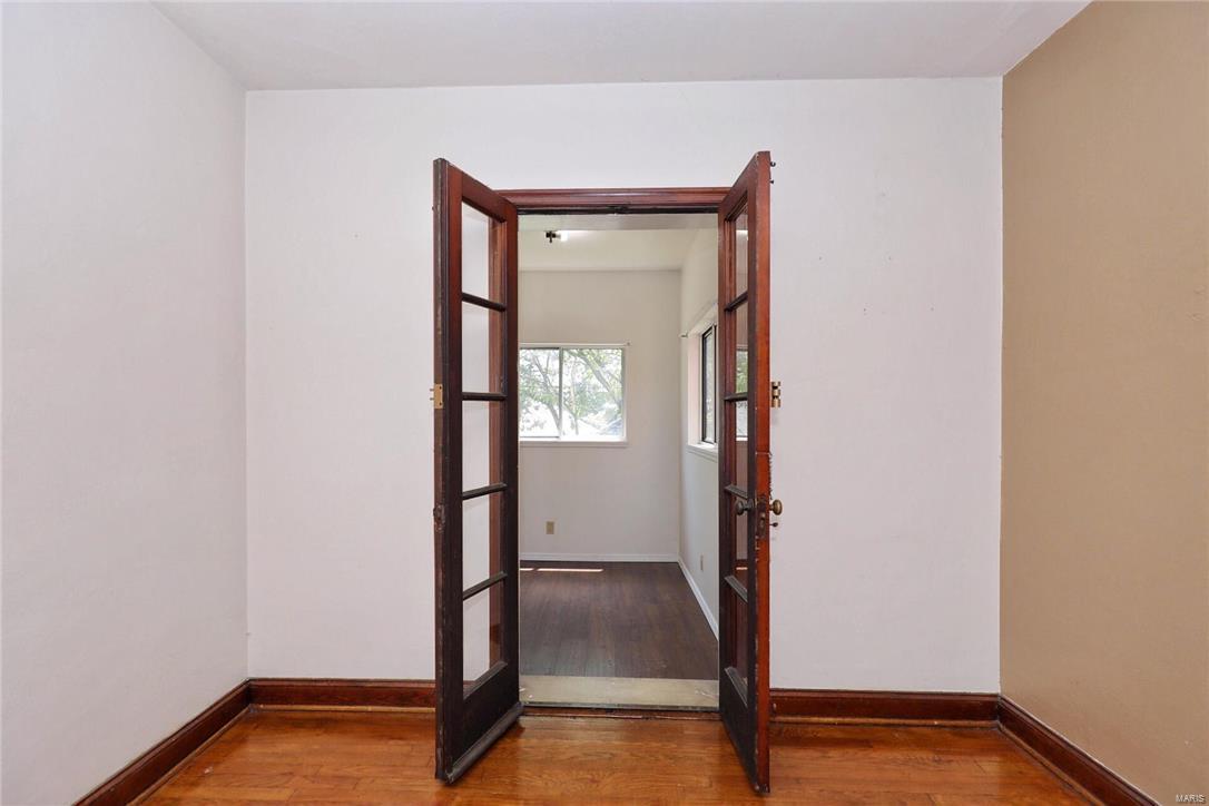 St. Louis Hills - Residential Income