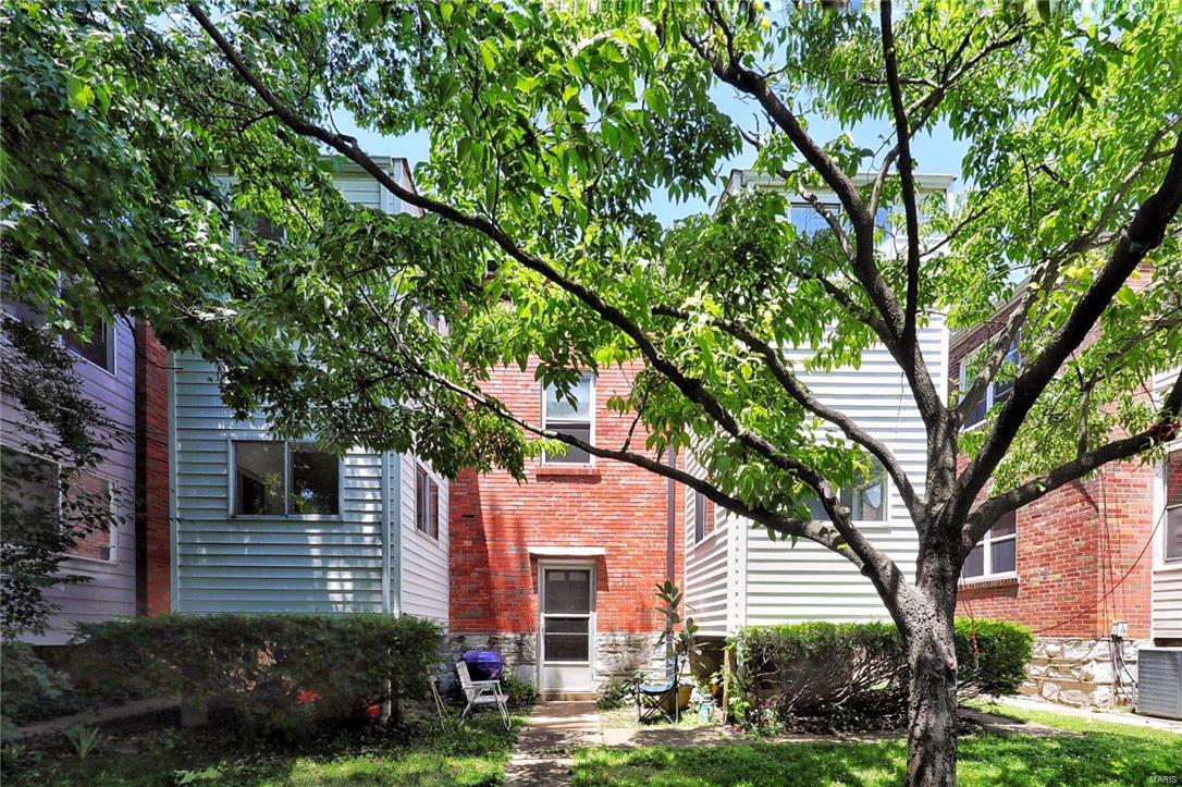 St. Louis Hills - Residential Income