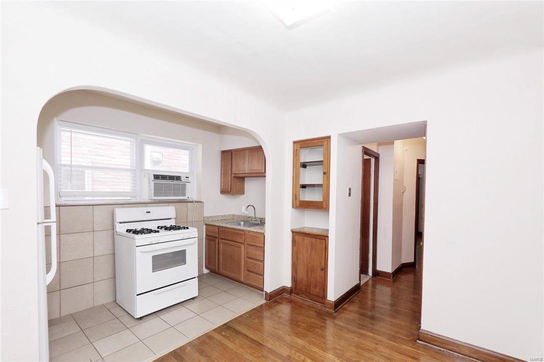 St. Louis Hills - Residential Income