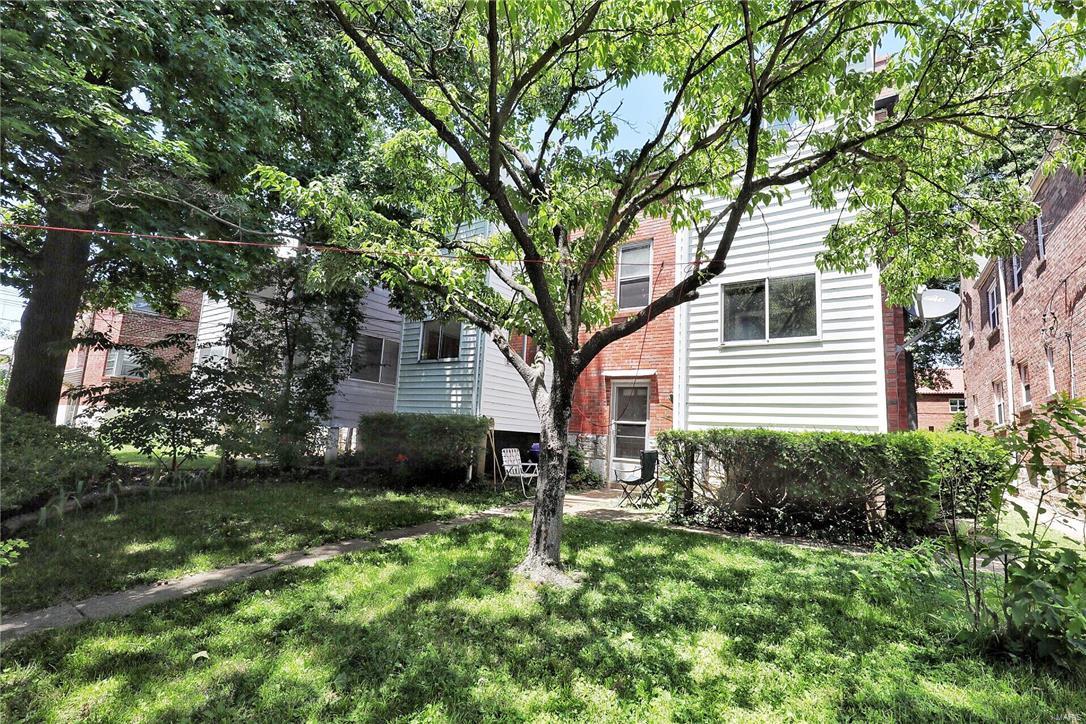 St. Louis Hills - Residential Income