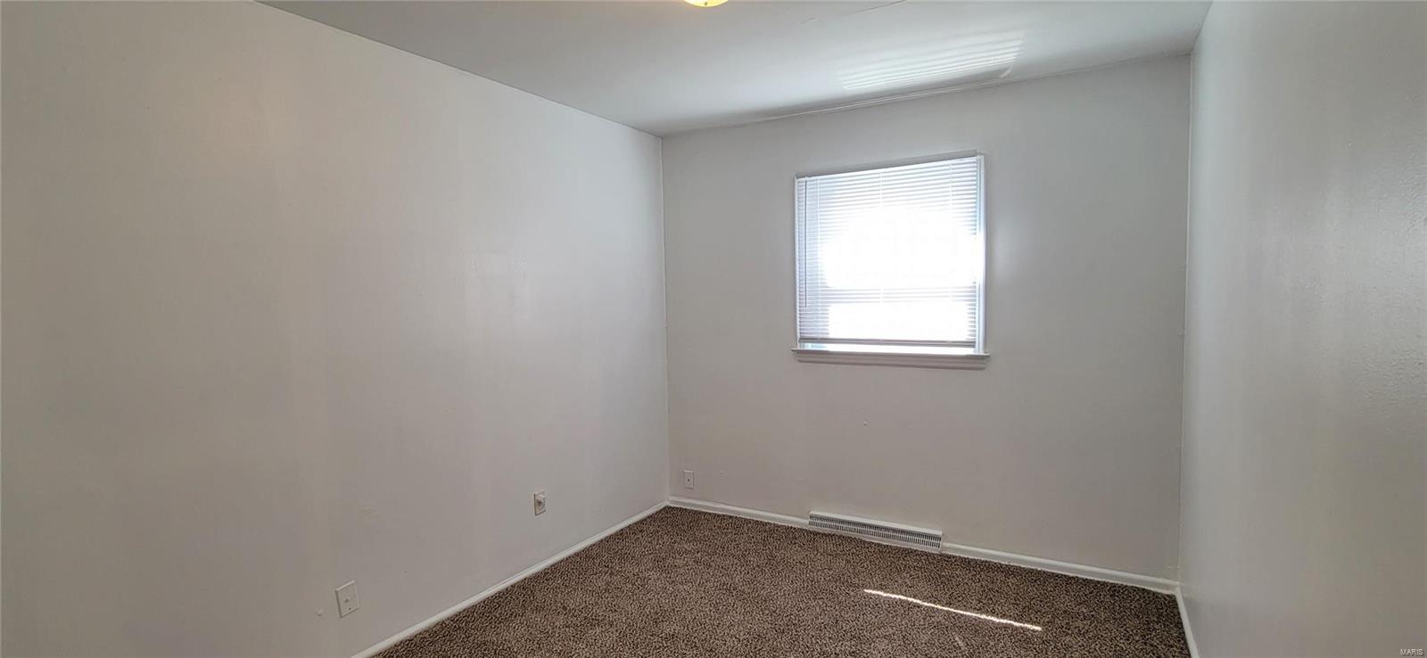 City/St Charles - Residential Lease