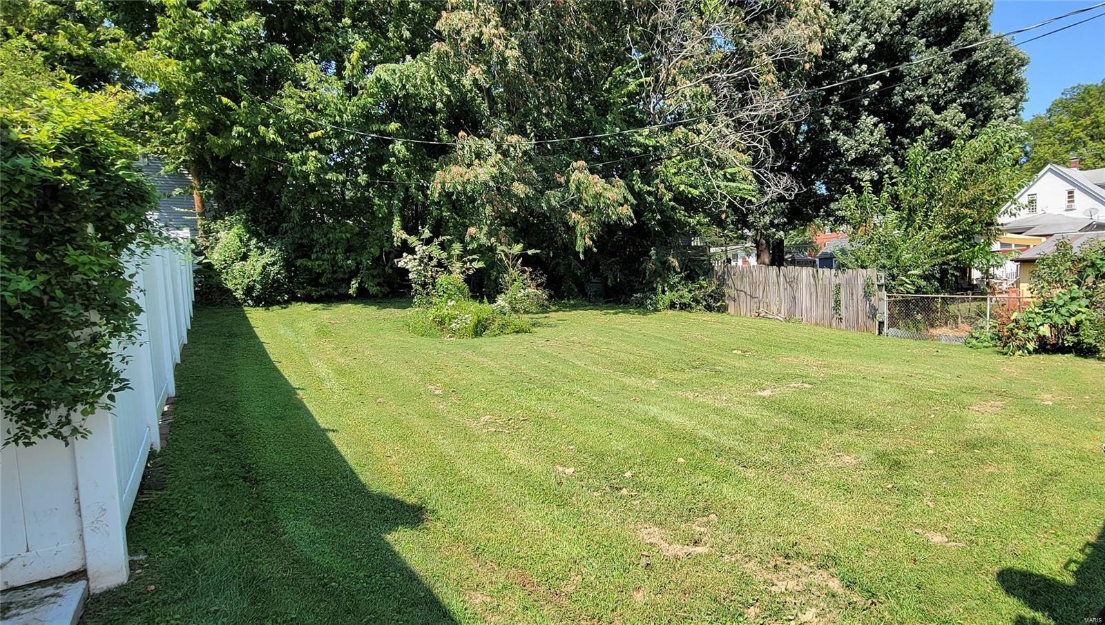 City/St Charles - Residential Lease