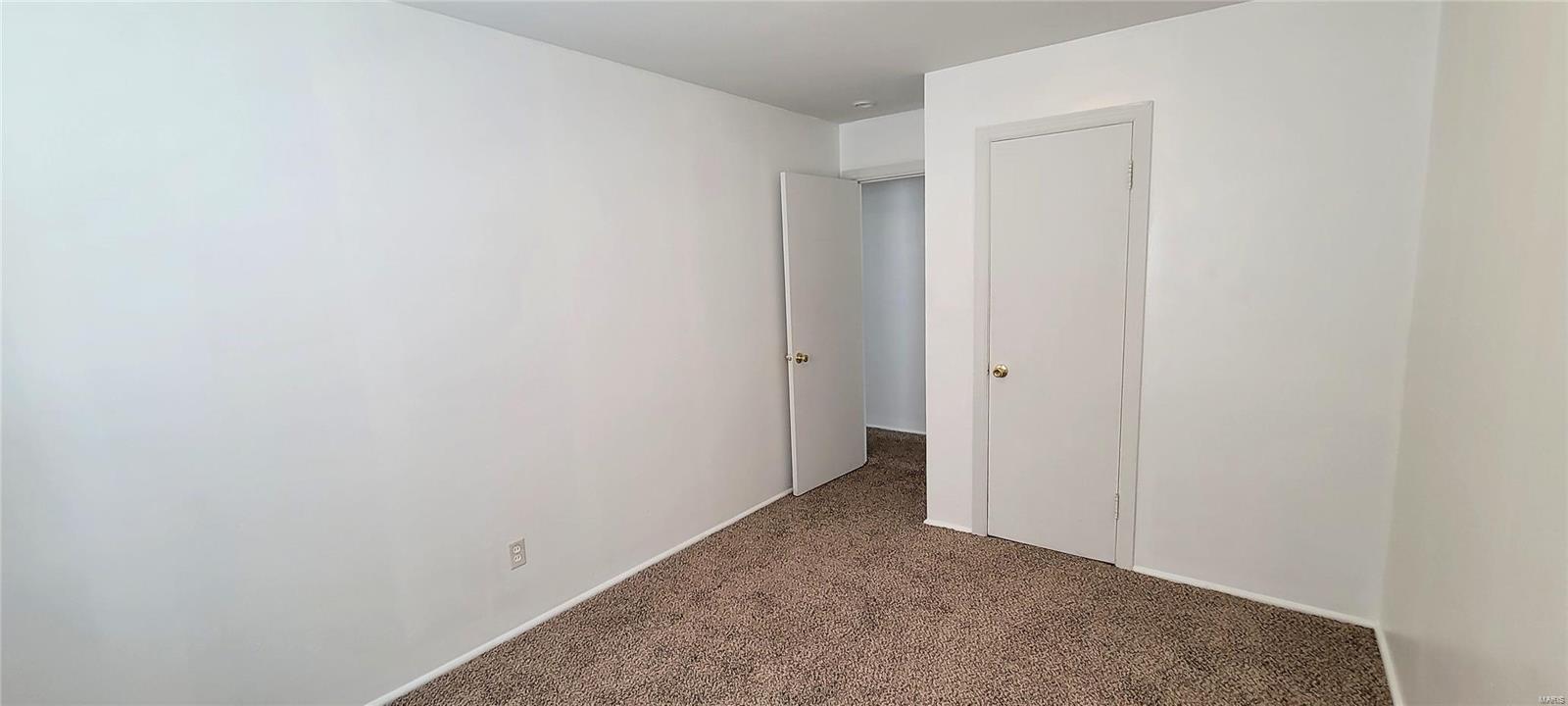 City/St Charles - Residential Lease