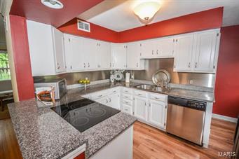 Huntleigh Hills - Residential Lease