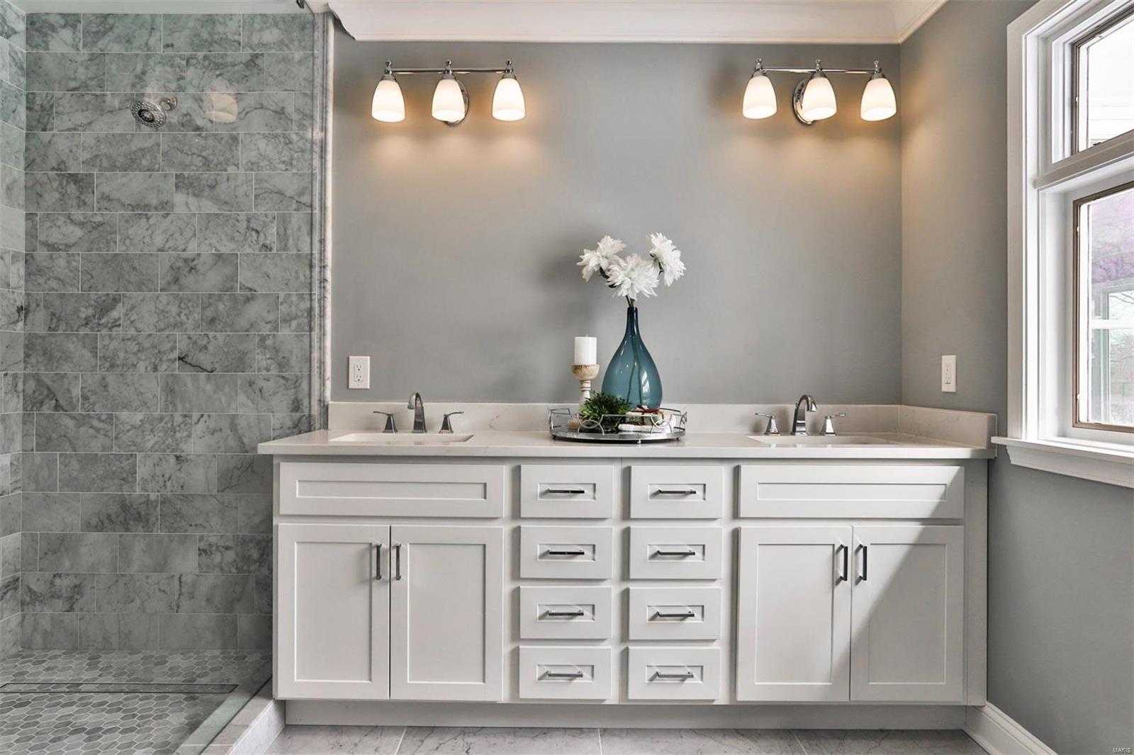 Fox Meadows - Residential