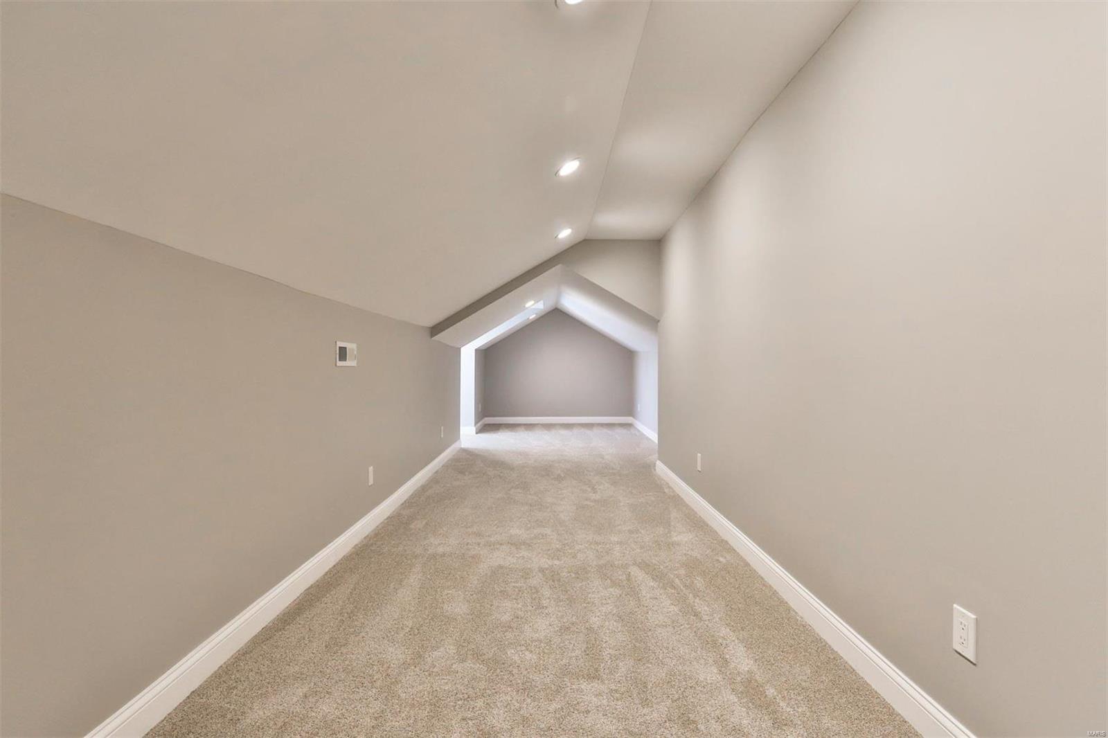 Fox Meadows - Residential