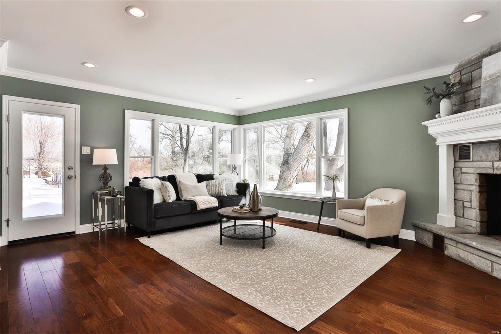 Fox Meadows - Residential