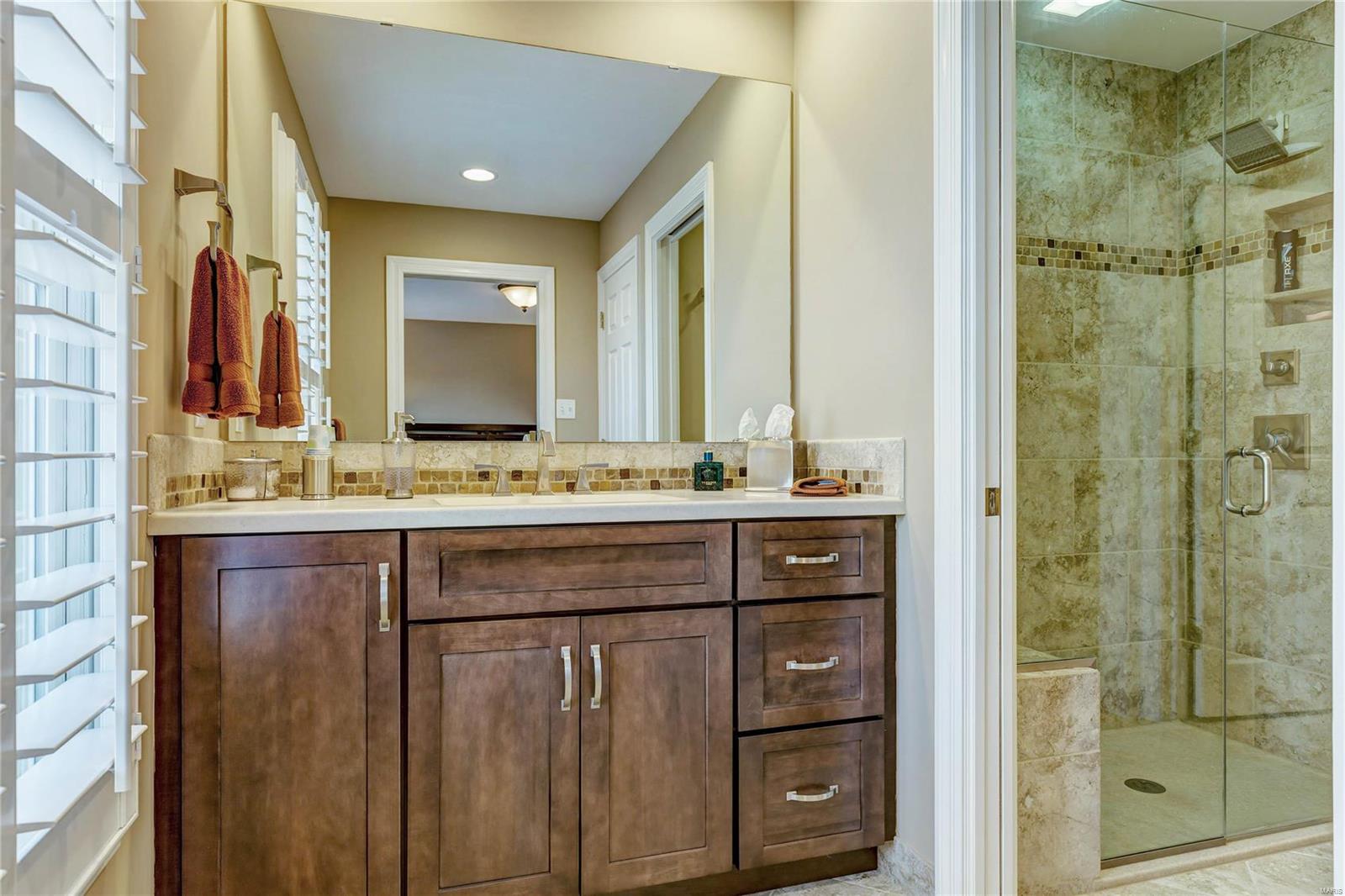 Kings Cove - Residential