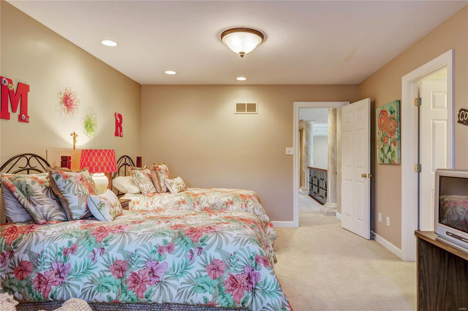 Kings Cove - Residential