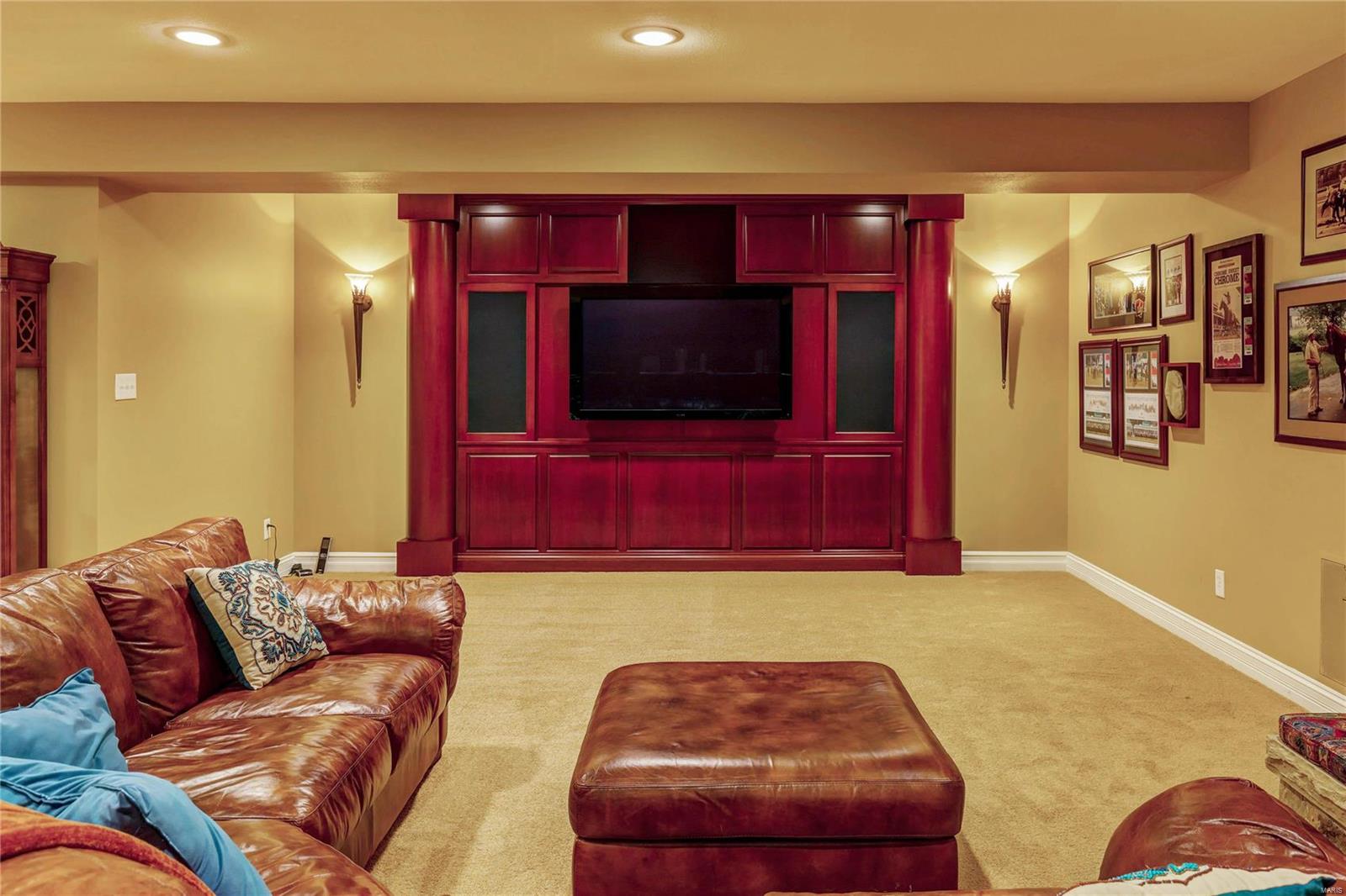 Kings Cove - Residential