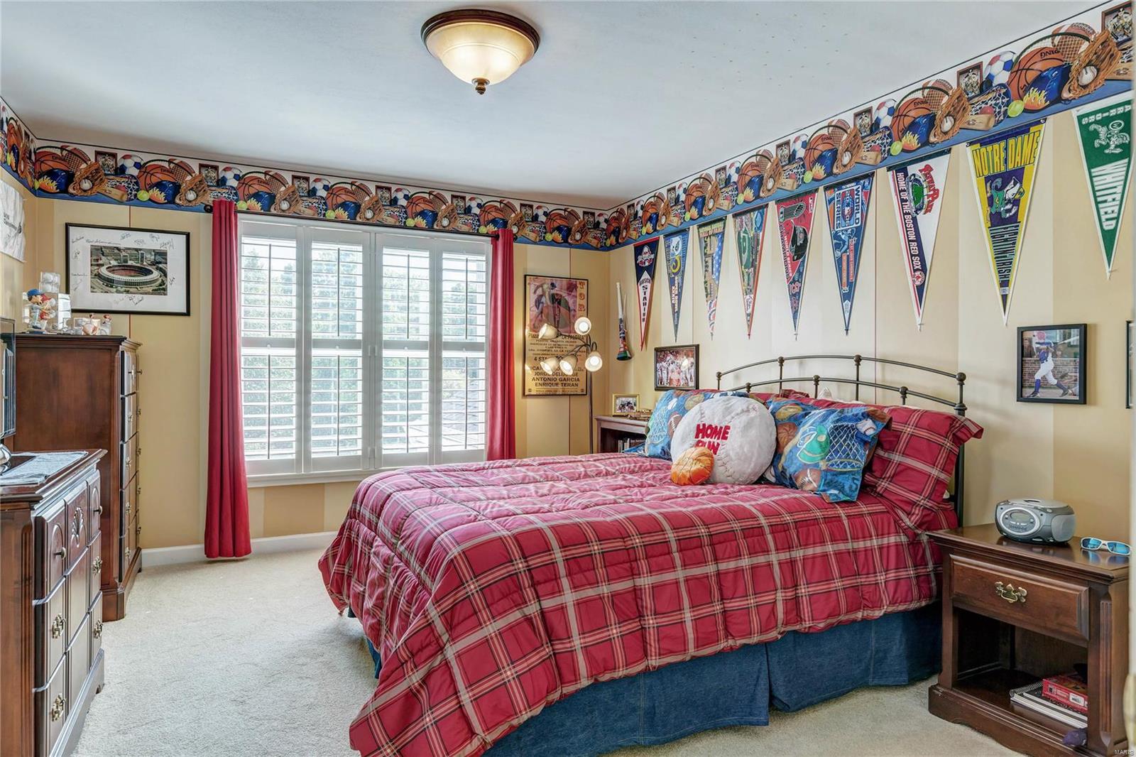 Kings Cove - Residential