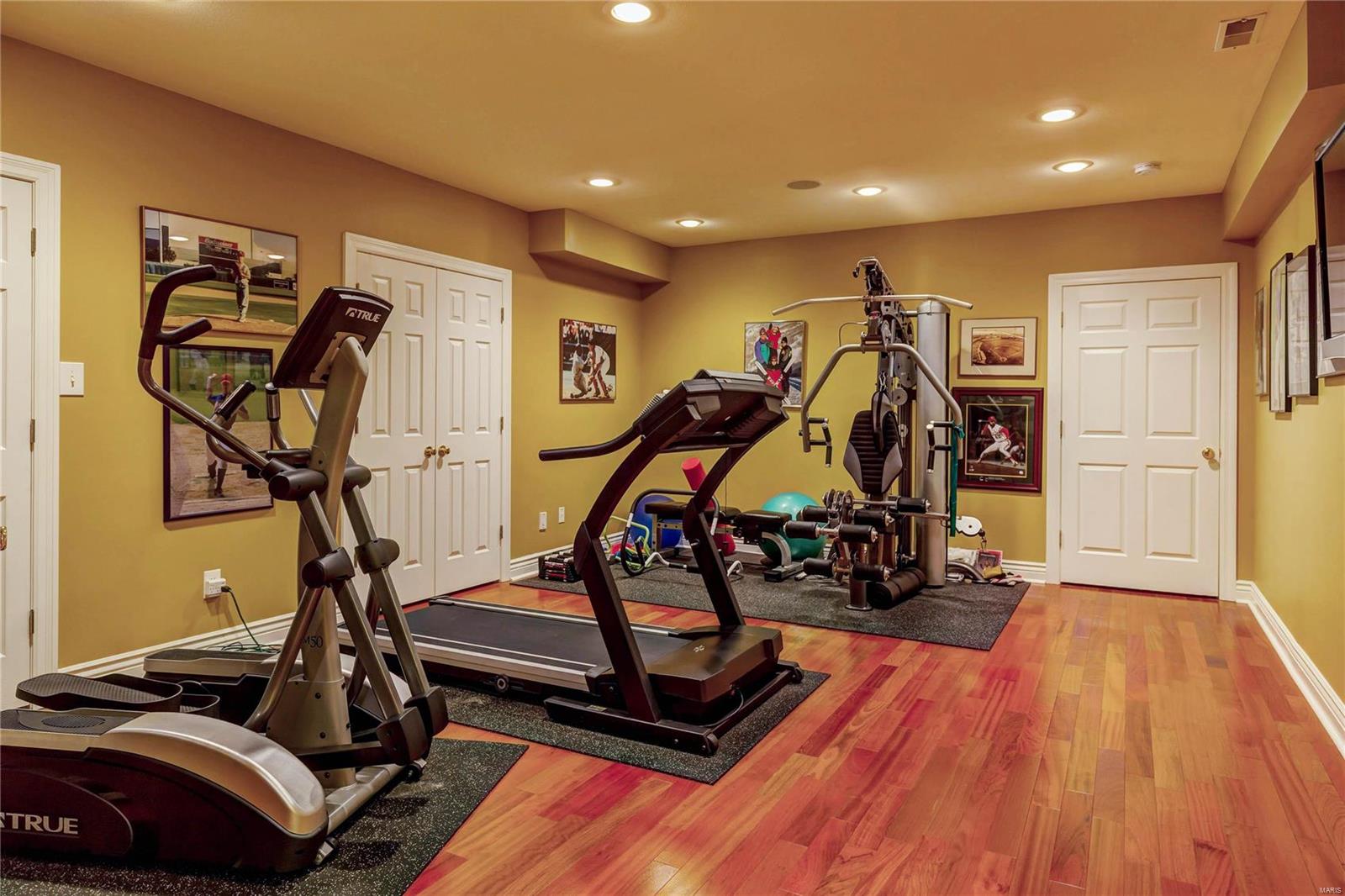 Kings Cove - Residential