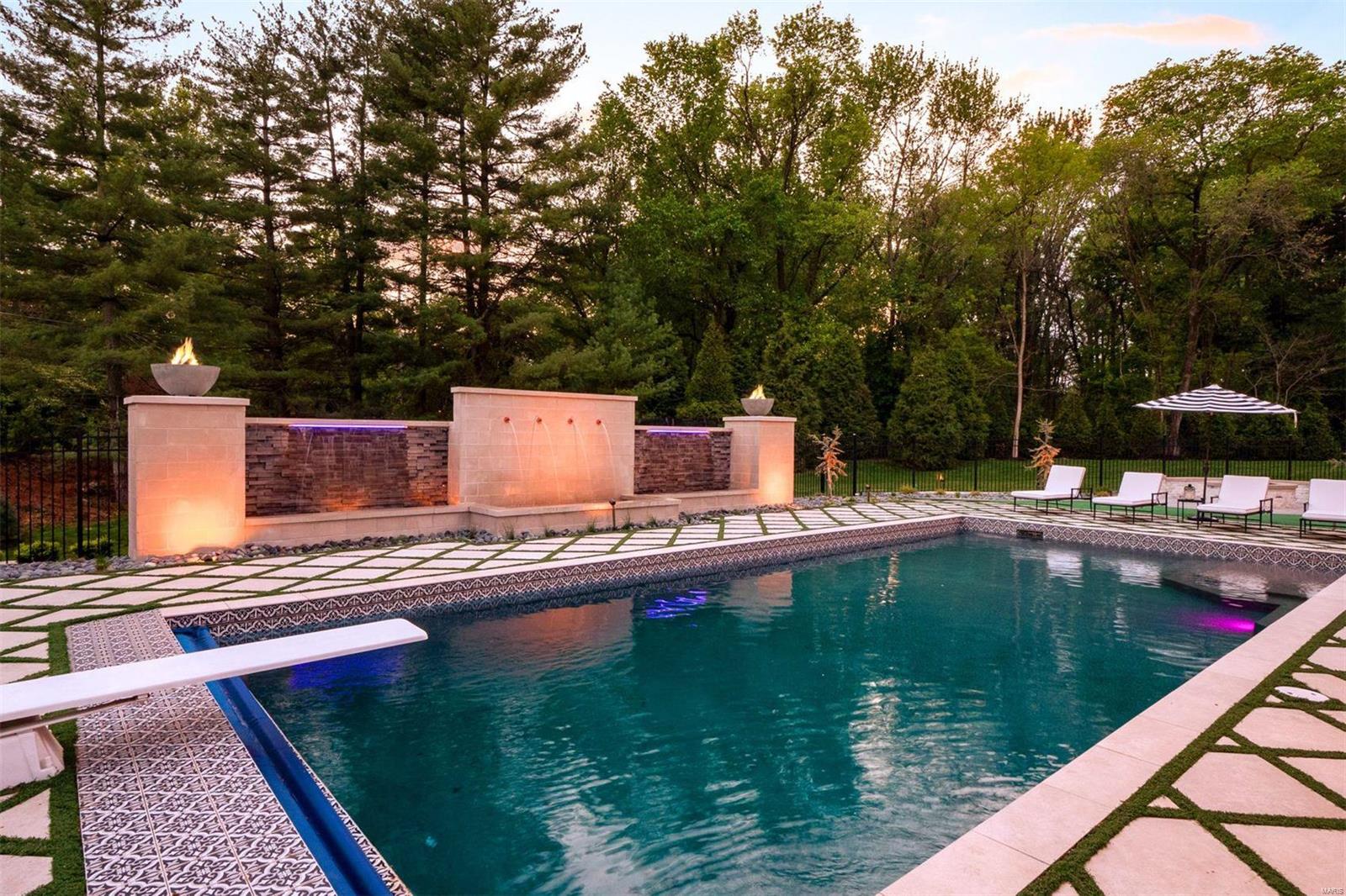 Bellerive Country Club Grounds - Residential