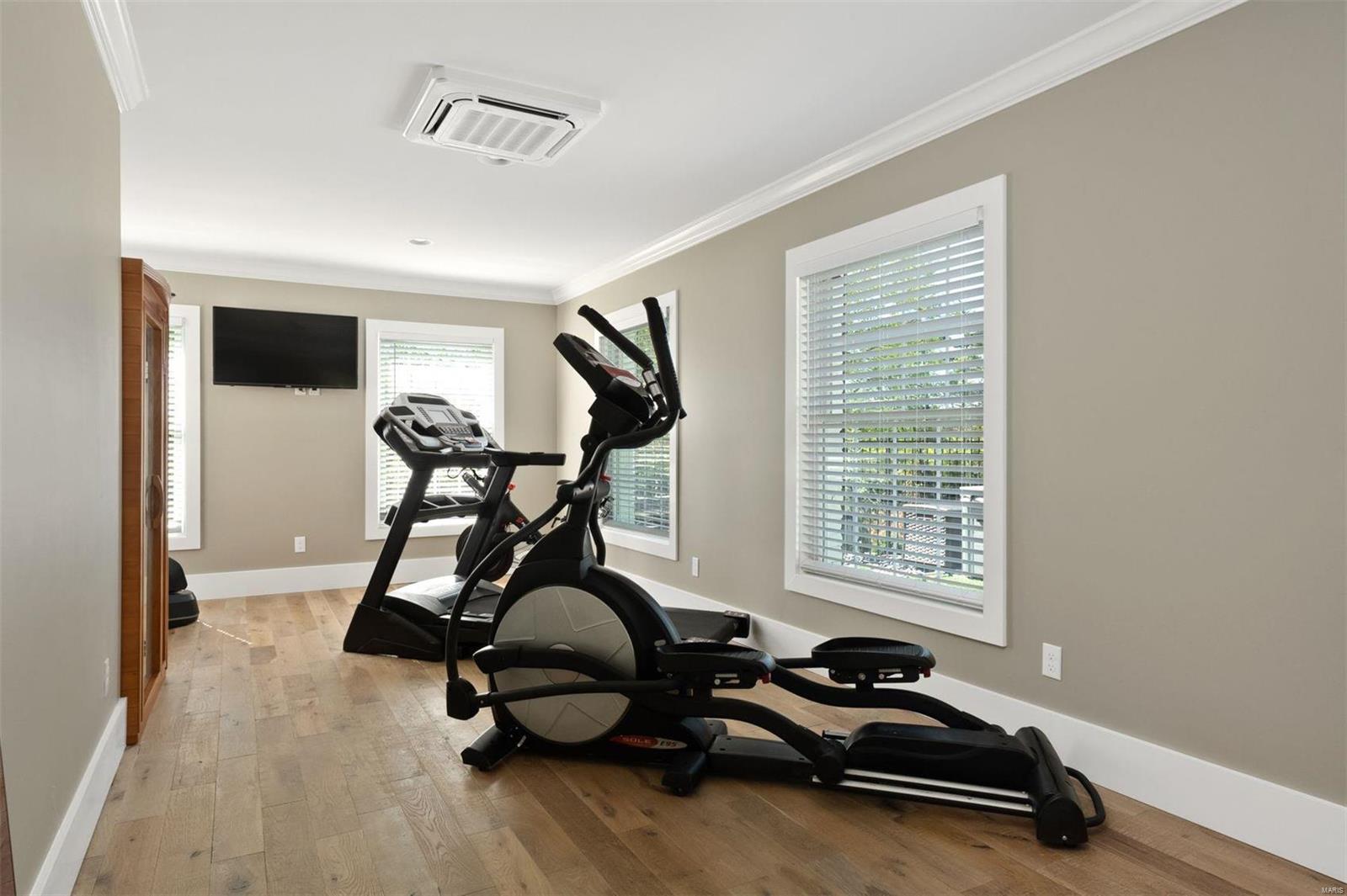 Bellerive Country Club Grounds - Residential