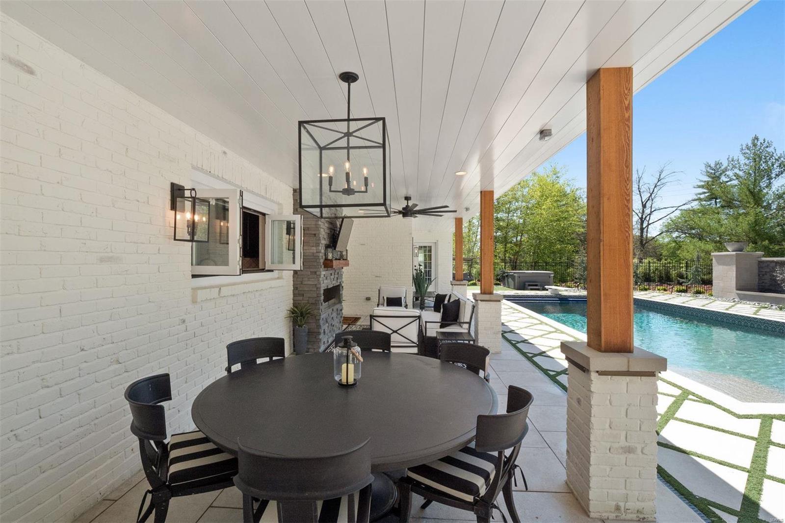 Bellerive Country Club Grounds - Residential