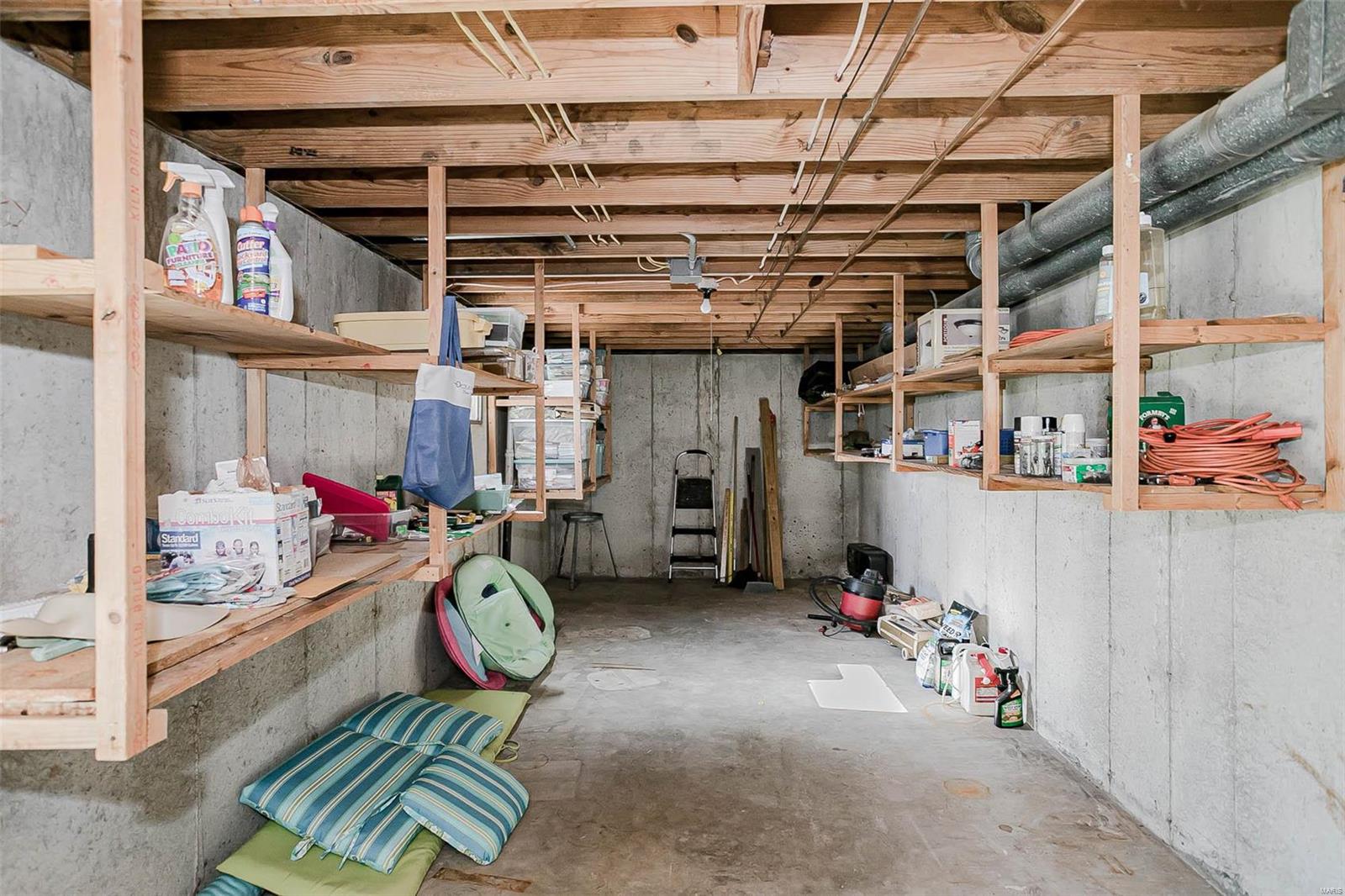 Meadow Valley 01 - Residential