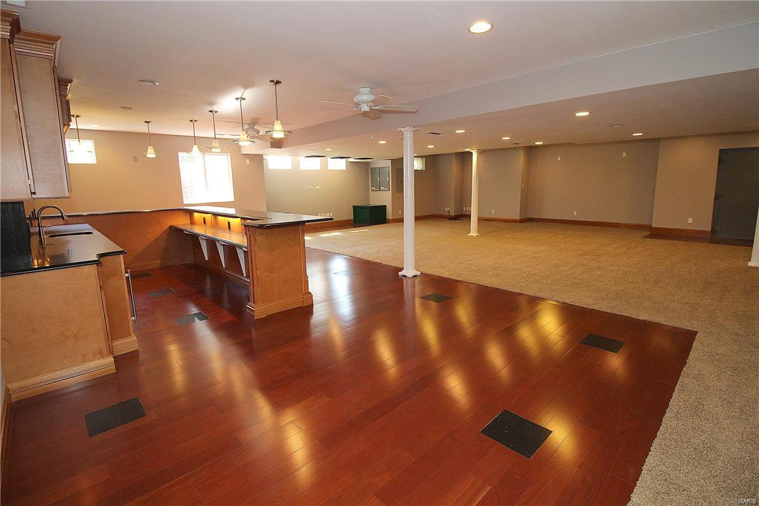 Edward Weidlich Estate - Residential