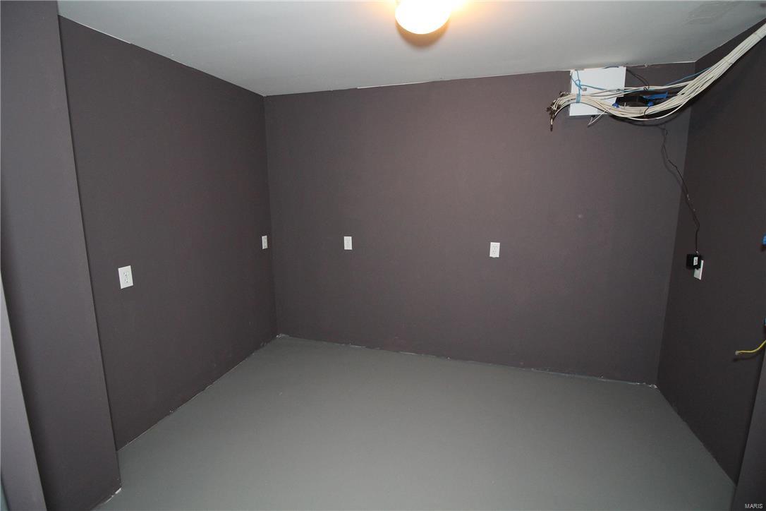 Edward Weidlich Estate - Residential