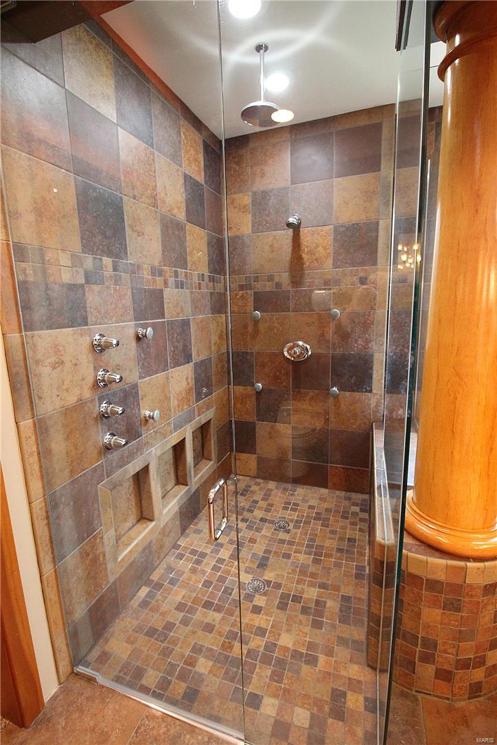 Edward Weidlich Estate - Residential