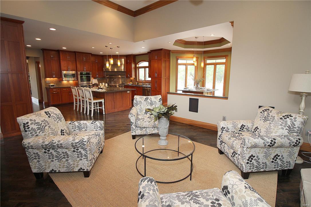 Edward Weidlich Estate - Residential