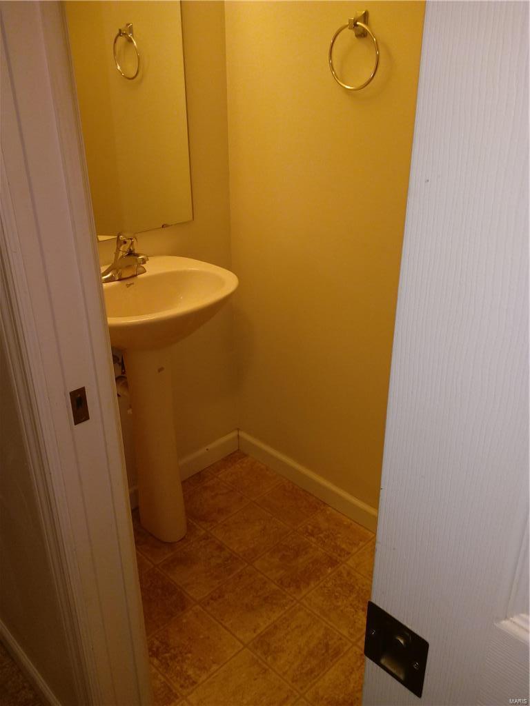 CARONDELET COMMONS - Residential