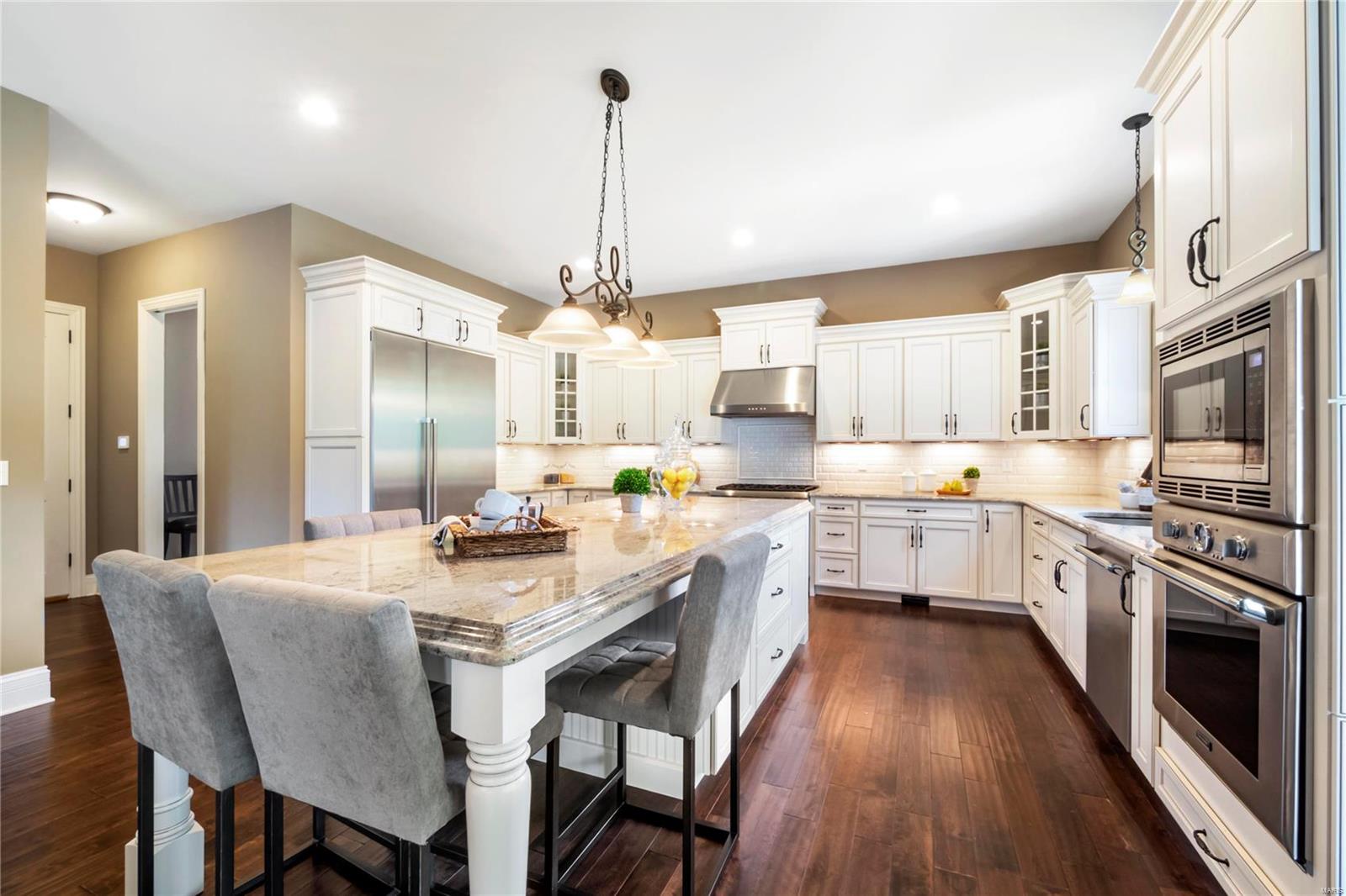 Arbors At Kehrs Mill - Residential