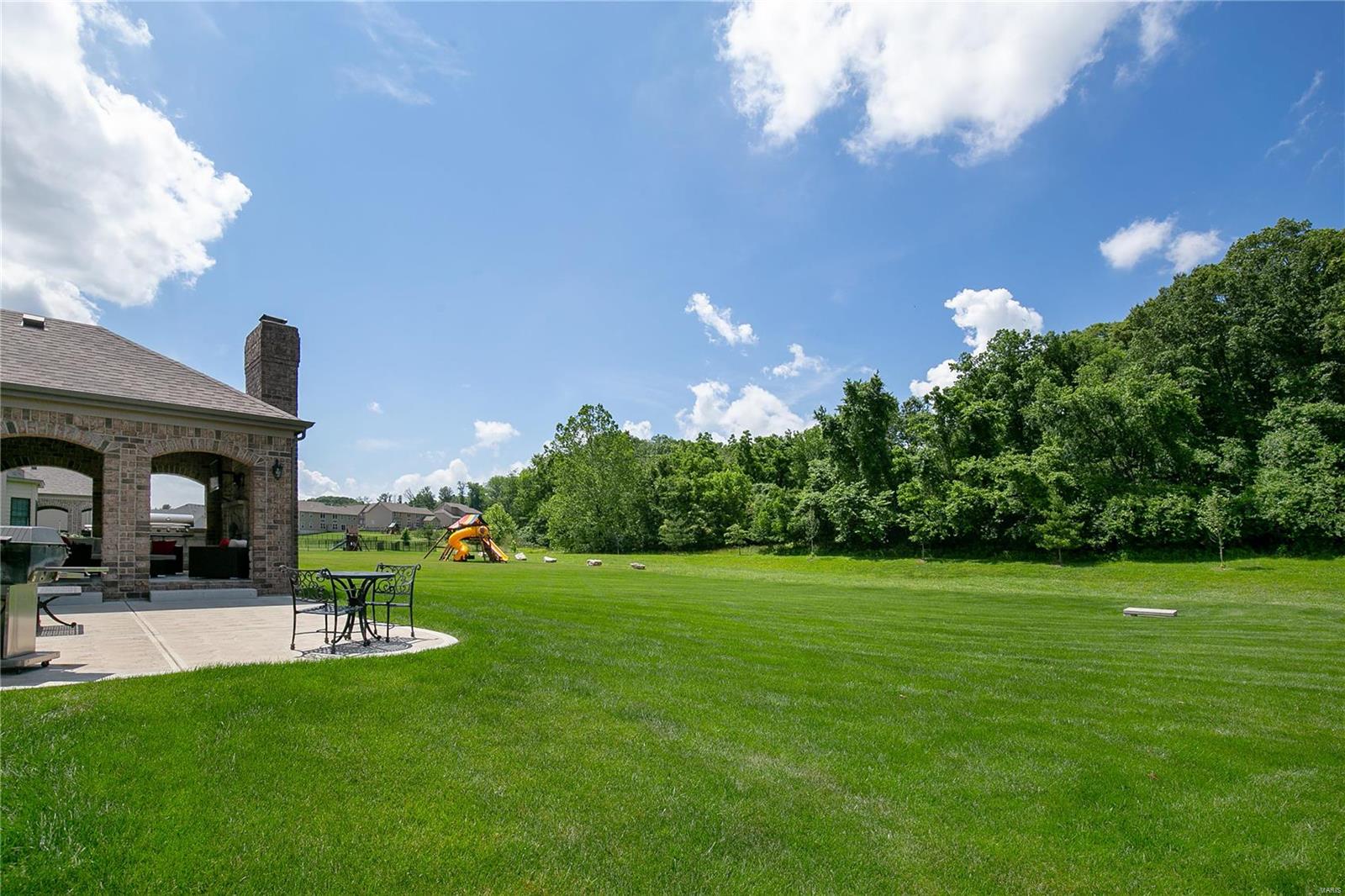 Arbors At Kehrs Mill - Residential