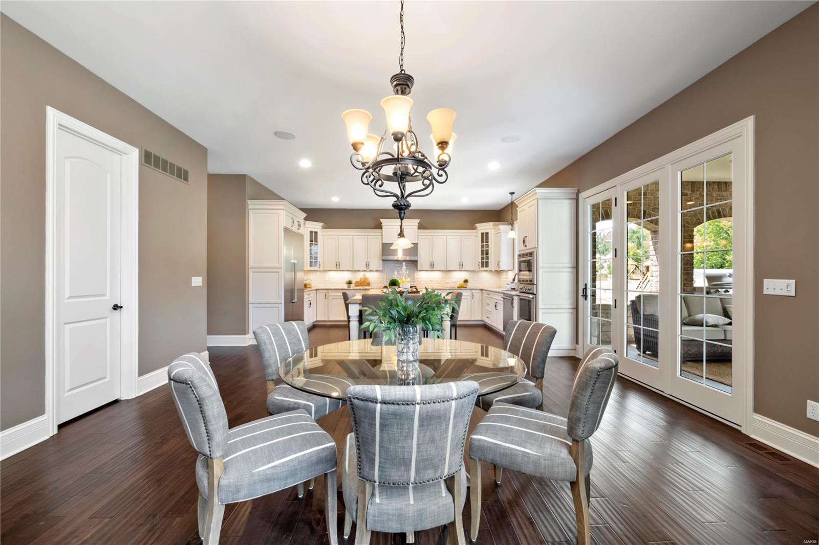 Arbors At Kehrs Mill - Residential