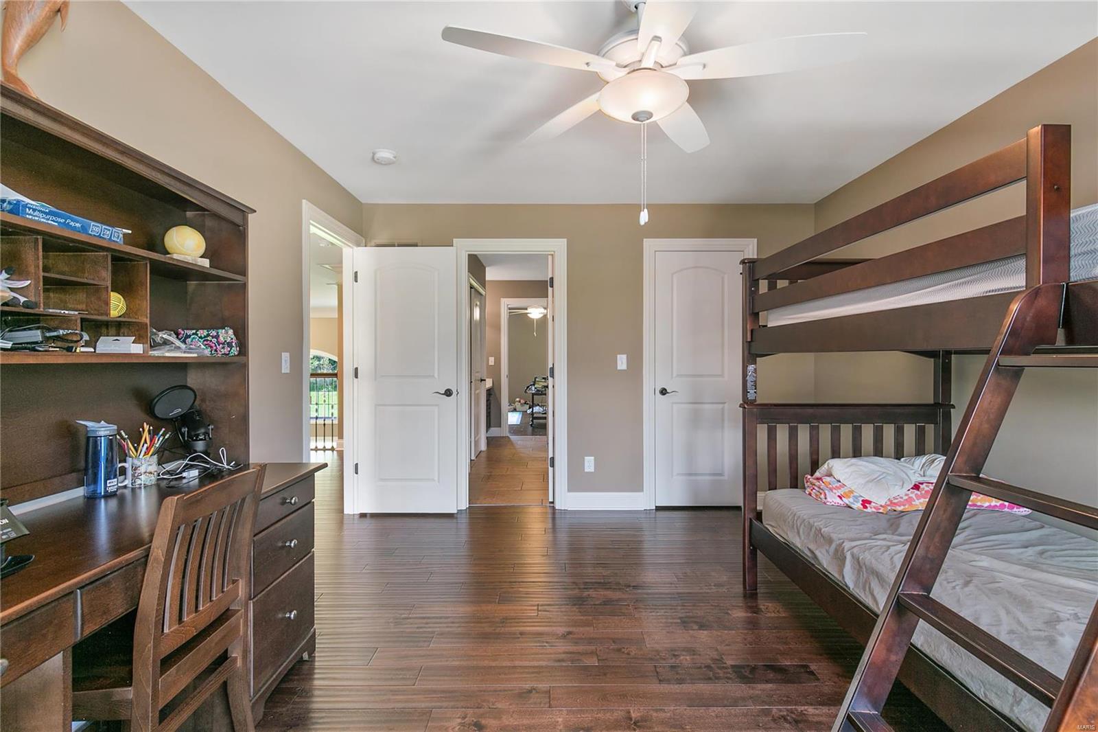 Arbors At Kehrs Mill - Residential