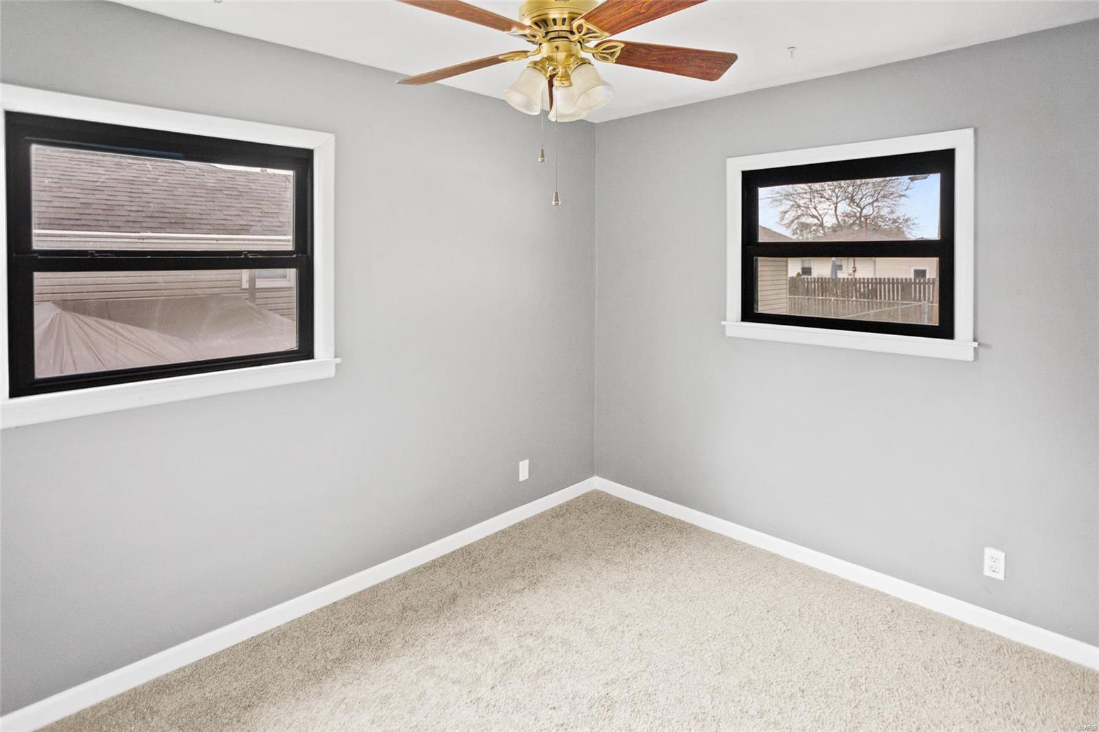 Granite City, Illinois 62040, United States, 3 Bedrooms Bedrooms, ,2 BathroomsBathrooms,Residential,Pending,111442