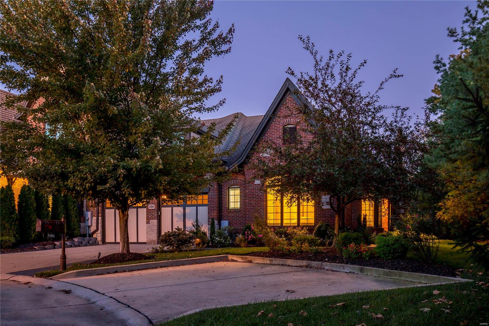 August Hill On Conway One - Residential