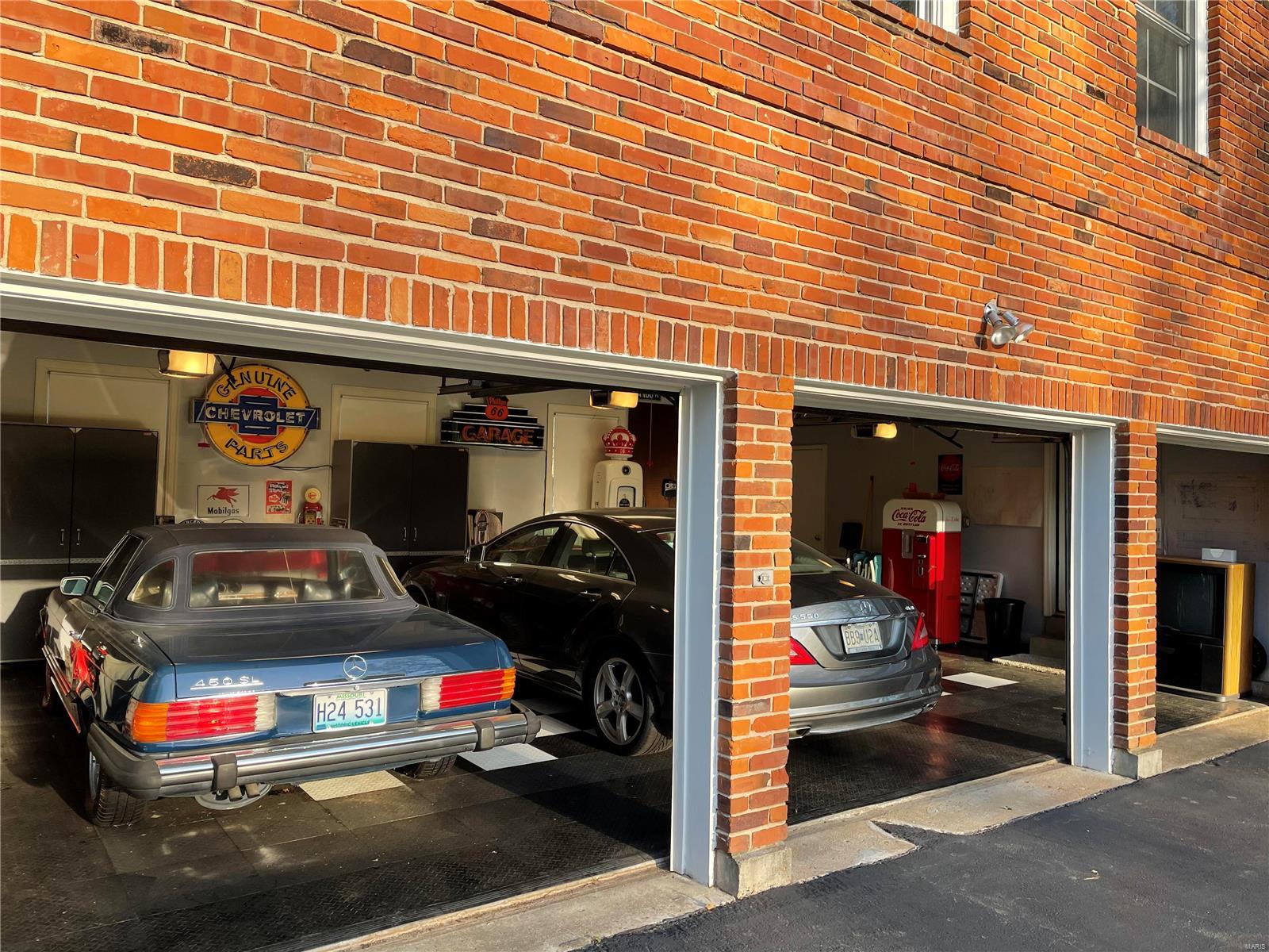 Warson Estates - Residential