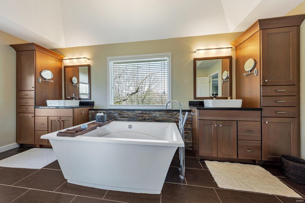 Dunhill Farm - Residential