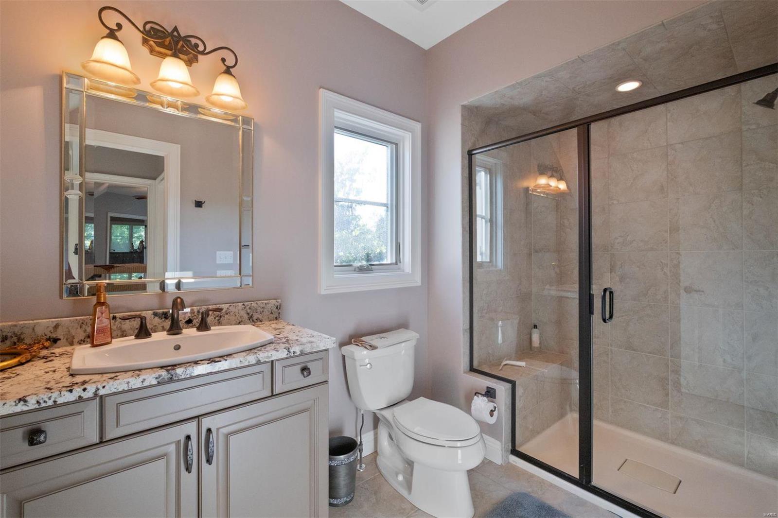 Ladue Manor - Residential